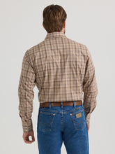 Wrangler Wrinkle Resist Brown/Tan Plaid Western Snap Shirt for Men