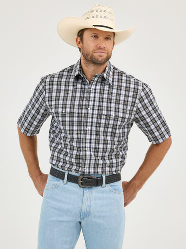 Pard's Western shop Wrangler Wrinkle Resist Black/White Plaid Short Sleeve Western Snap Shirt for Men